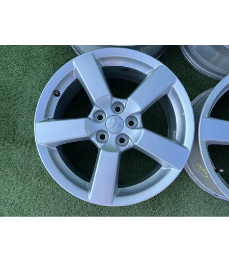 5x114.3 18" Mitsubishi gyári alufelni 7Jx18h2 ET38 2