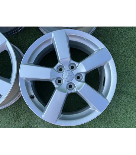 5x114.3 18" Mitsubishi gyári alufelni 7Jx18h2 ET38 3