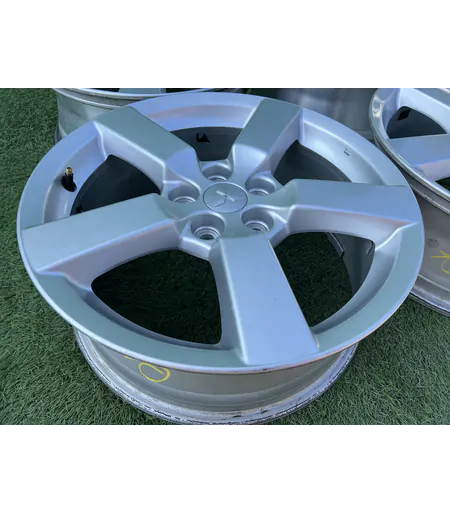 5x114.3 18" Mitsubishi gyári alufelni 7Jx18h2 ET38 6