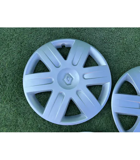 Renault gyári 15" dísztárcsa 4