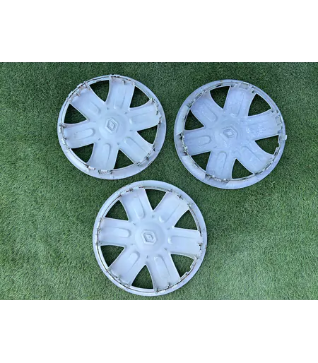 Renault gyári 15" dísztárcsa 5