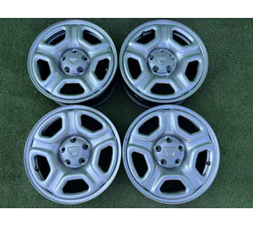 5x114.3 16" Dacia Duster gyári lemezfelni 6,5Jx16h2 ET50 alapértelmezett kép