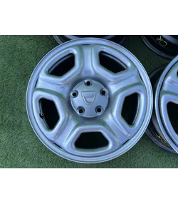5x114.3 16" Dacia Duster gyári lemezfelni 6,5Jx16h2 ET50 2