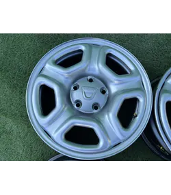 5x114.3 16" Dacia Duster gyári lemezfelni 6,5Jx16h2 ET50 5
