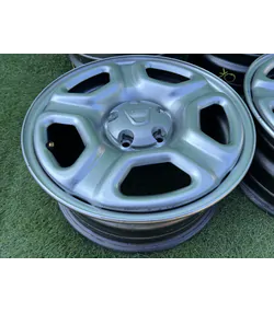5x114.3 16" Dacia Duster gyári lemezfelni 6,5Jx16h2 ET50 6