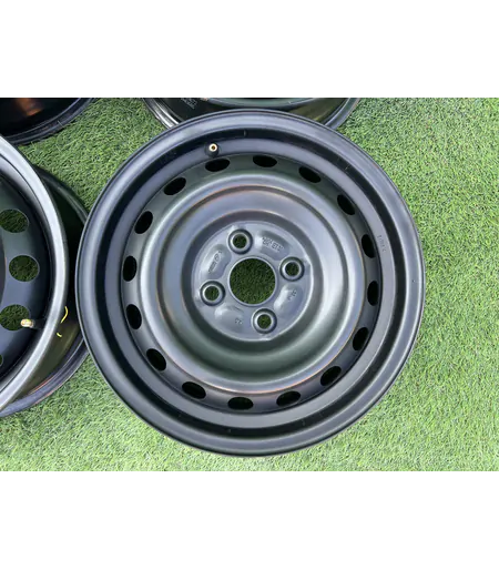 4x100 14" Toyota gyári lemezfelni 5Jx14h2 ET39 3