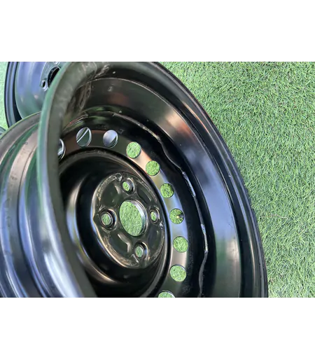 4x100 14" Toyota gyári lemezfelni 5Jx14h2 ET39 7