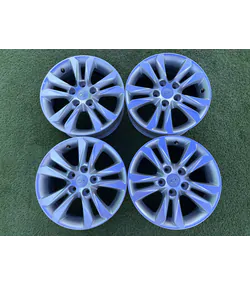 5x114.3 16" Hyundai gyári alufelni 6Jx16h2 ET50 1