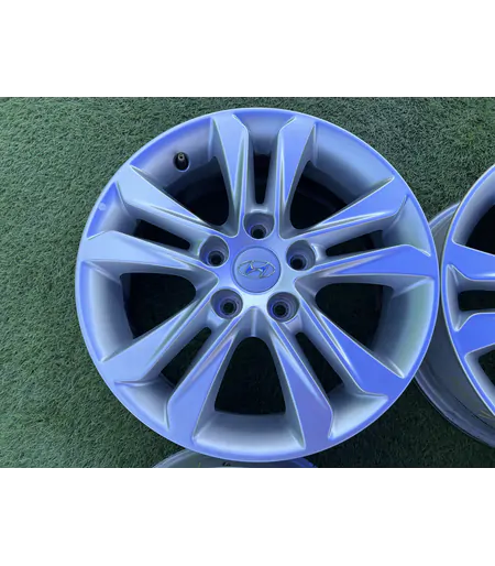 5x114.3 16" Hyundai gyári alufelni 6Jx16h2 ET50 5