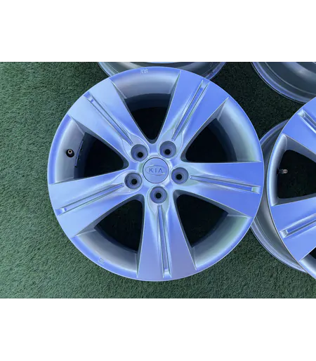 5x114.3 17" Kia gyári alufelni 6,5Jx17h2 ET35 2