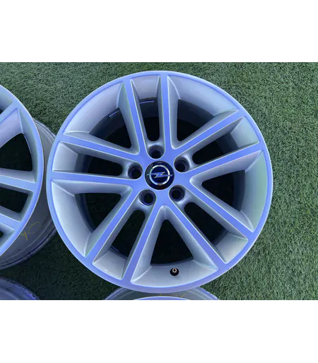 5x110 17" Opel gyári alufelni 7Jx17h2 ET35 4