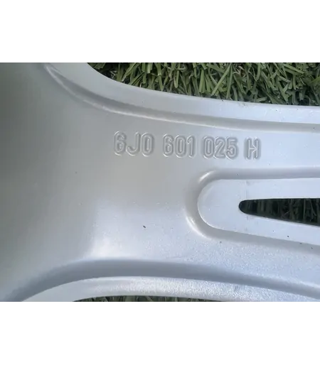 5x100 15" Seat gyári alufelni 6Jx15h2 ET38 - Mobil Gumis 7
