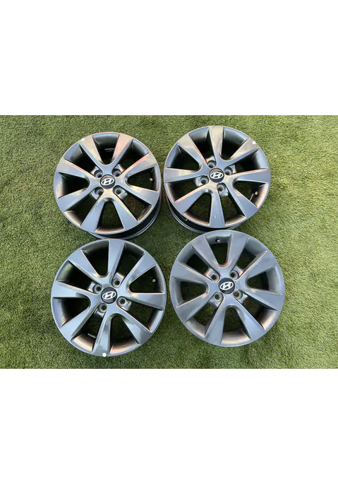 4x100 15" Hyundai gyári alufelni 6Jx15h2 ET50