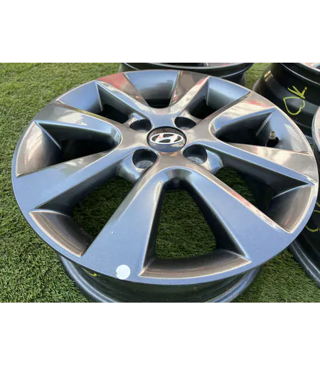 4x100 15" Hyundai gyári alufelni 6Jx15h2 ET50 6