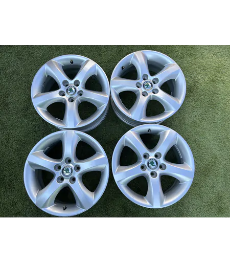 5x100 15" Skoda gyári alufelni 6Jx15h2 ET43