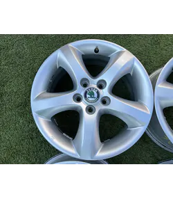 5x100 15" Skoda gyári alufelni 6Jx15h2 ET43 5