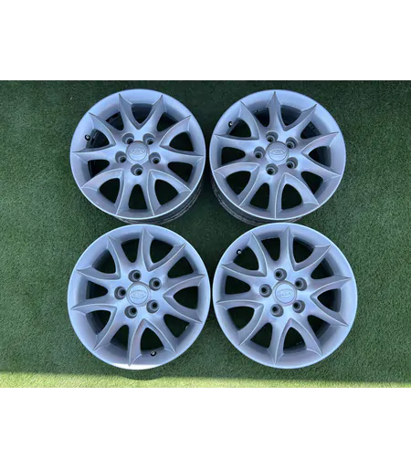 5x114.3 16" Kia gyári alufelni 6Jx16h2 ET51