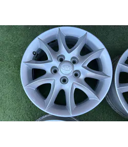 5x114.3 16" Kia gyári alufelni 6Jx16h2 ET51 9