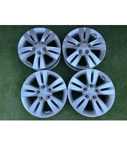 5x114.3 16" Hyundai gyári alufelni + TPMS szenzor 6Jx16h2 ET51 1