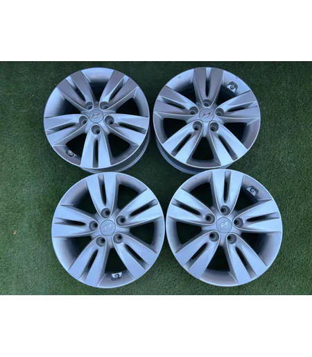 5x114.3 16" Hyundai gyári alufelni + TPMS szenzor 6Jx16h2 ET51
