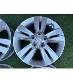 5x114.3 16" Hyundai gyári alufelni + TPMS szenzor 6Jx16h2 ET51 4