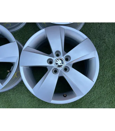 5x100 15" Skoda gyári alufelni 6Jx15h2 ET38 3
