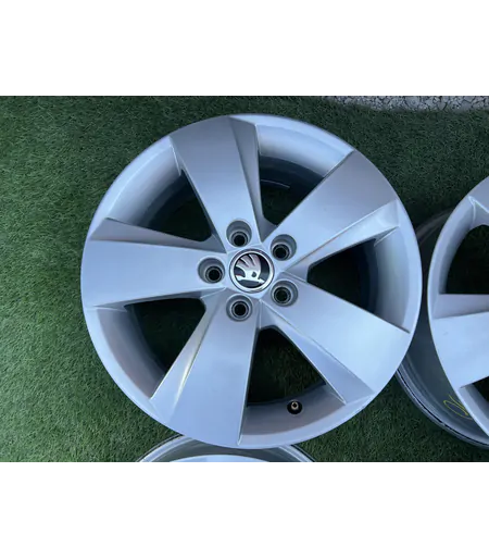 5x100 15" Skoda gyári alufelni 6Jx15h2 ET38 5