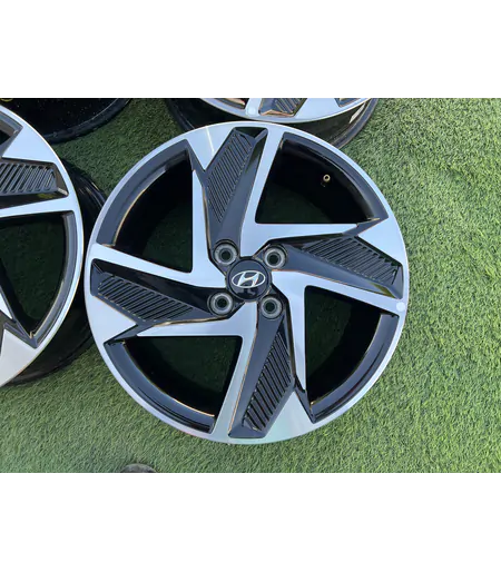 4x100 16" Hyundai gyári alufelni 6,5Jx16h2 ET48 3