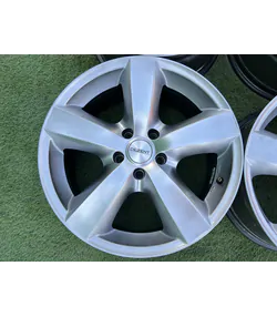 5x114.3 18" Dezent alufelni 8Jx18h2 ET40 2