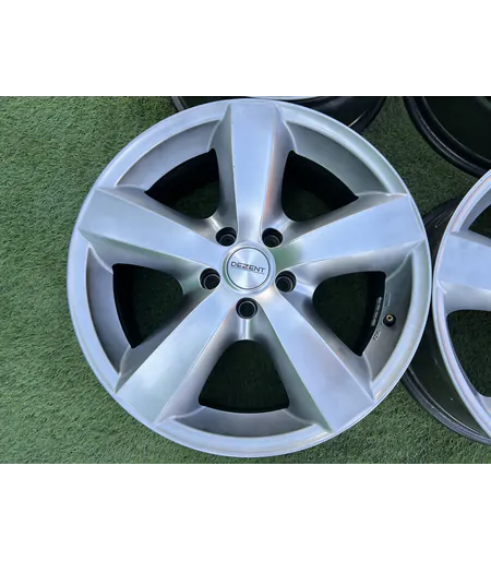 5x114.3 18" Dezent alufelni 8Jx18h2 ET40 2
