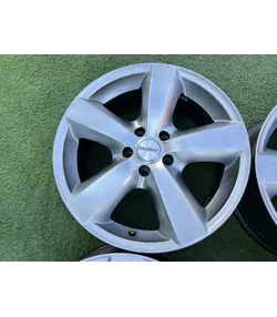 5x114.3 18" Dezent alufelni 8Jx18h2 ET40 5