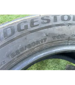 225/60 R17 Bridgestone Blizzak LM001 téli gumi 5-5,5mm - Mobil Gumis 5