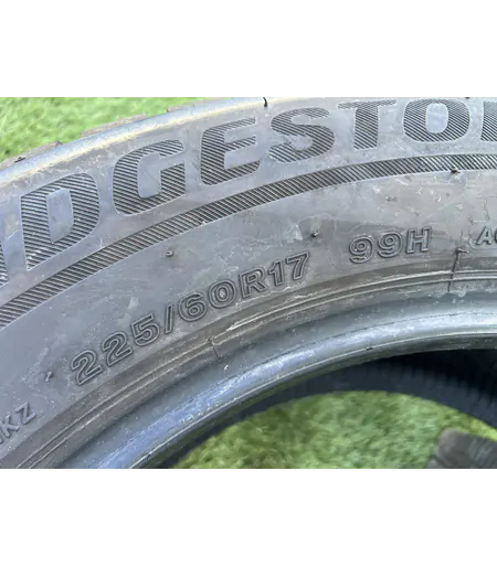 225/60 R17 Bridgestone Blizzak LM001 téli gumi 5-5,5mm - Mobil Gumis 5
