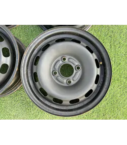 4x108 14" Ford gyári lemezfelni 5,5Jx14h2 ET47,5 3