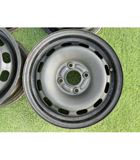 4x108 14" Ford gyári lemezfelni 5,5Jx14h2 ET47,5 3