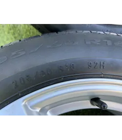 5x112 16" Volkswagen (Alutec) alufelni 205/60 R16 nyári gumikkal - Mobil Gumis 7