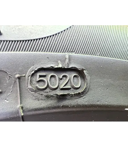 205/50 R16 Avon Zv7 nyári gumi 5-6mm 5