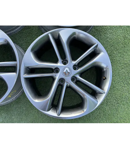 5x114.3 18" Renault gyári alufelni 7Jx18h2 ET40 3
