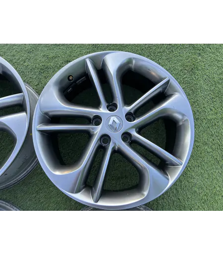 5x114.3 18" Renault gyári alufelni 7Jx18h2 ET40 4