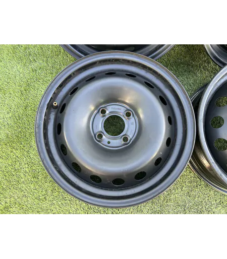 4x100 15" Renault gyári lemezfelni 5,5Jx15h2 ET43 - Mobil Gumis 2