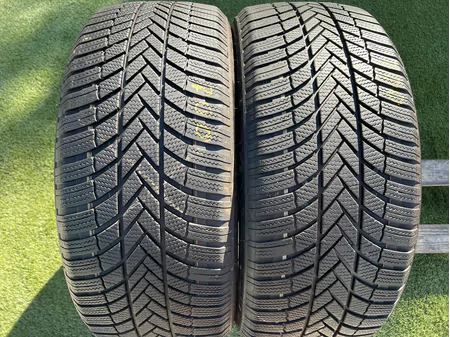 255/45 R20 Bridgestone Blizzak LM005 téli gumi 6mm 1