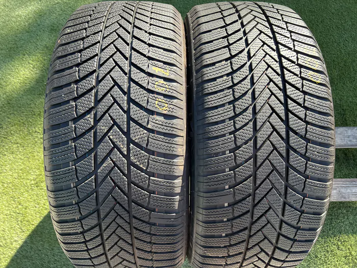 255/45 R20 Bridgestone Blizzak LM005 téli gumi 6mm alapértelmezett kép