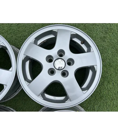 5x100 14" Skoda gyári alufelni 6Jx14h2 ET43 4