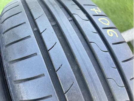 205/55 R16 Dunlop SportBlueResponse nyári gumi 7mm 3