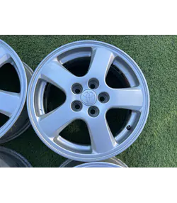 5x100 15" Toyota gyári alufelni 6Jx15h2 ET39 4