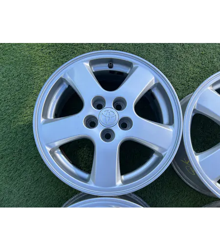 5x100 15" Toyota gyári alufelni 6Jx15h2 ET39 5