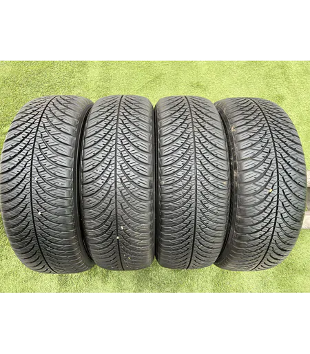 205/60 R16 Yokohama Bluearth 4S négyévszakos gumi 7mm