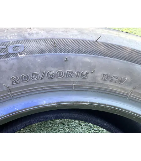 205/60 R16 Bridgestone Turanza Eco nyári gumi 4,5mm 5
