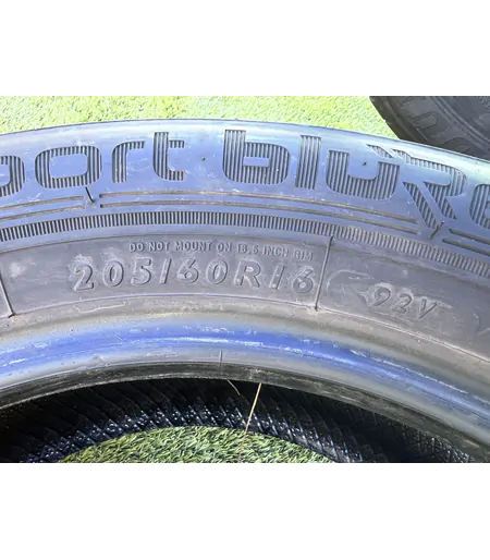 205/60 R16 Dunlop SportBlueResponse nyári gumi 5,5mm 5