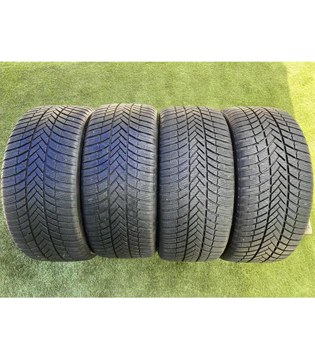 245/40 R19 Bridgestone Blizzak LM005 téli gumi 6,5mm 1